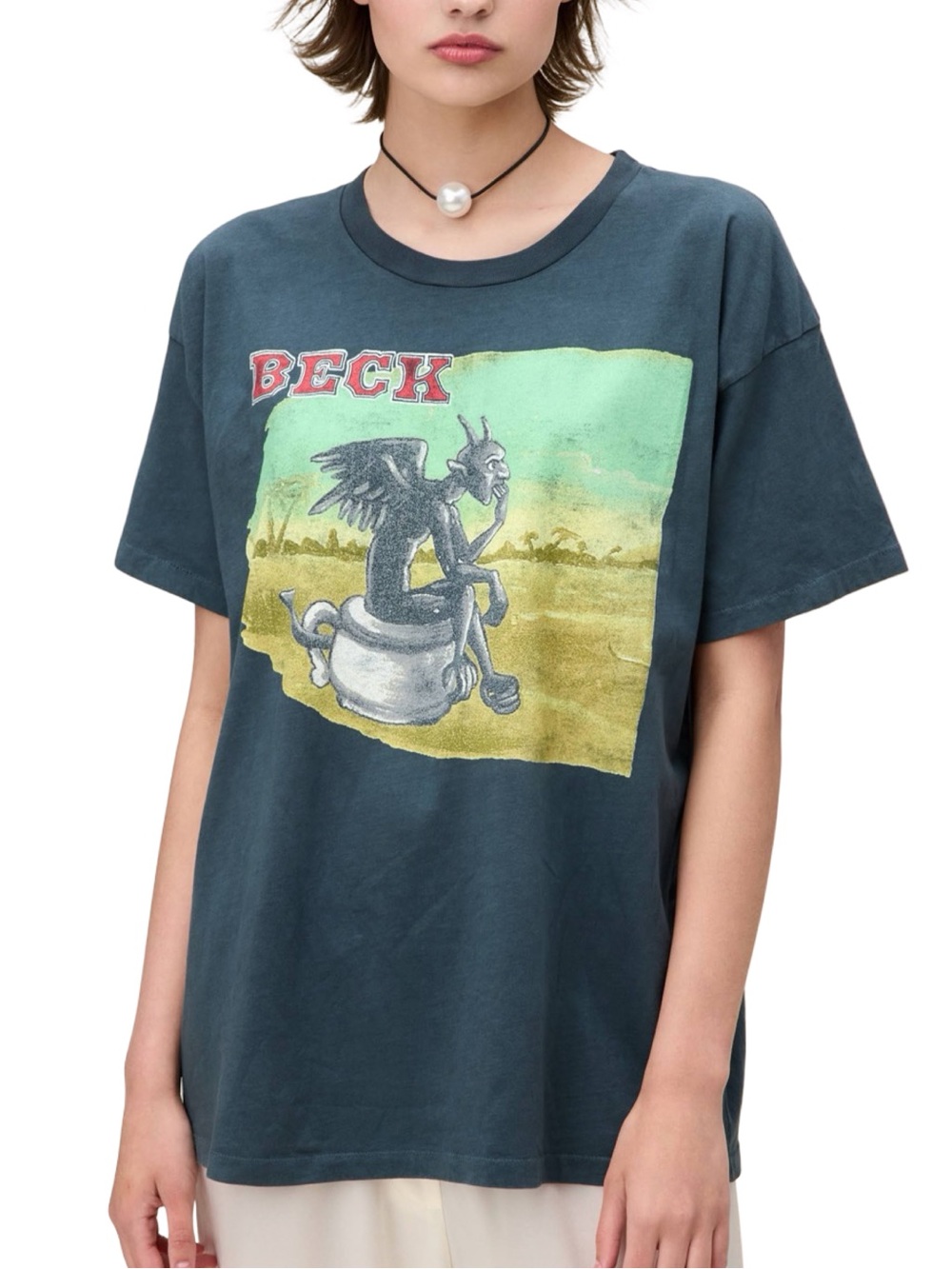 Daydreamer BECK Devil’s Haircut Merch Tee - Size Medium